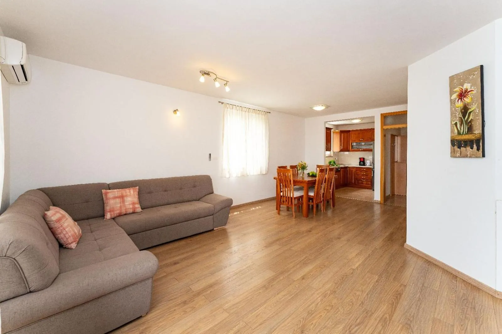 Holiday Home Mokra With Private Pool Zdrelac